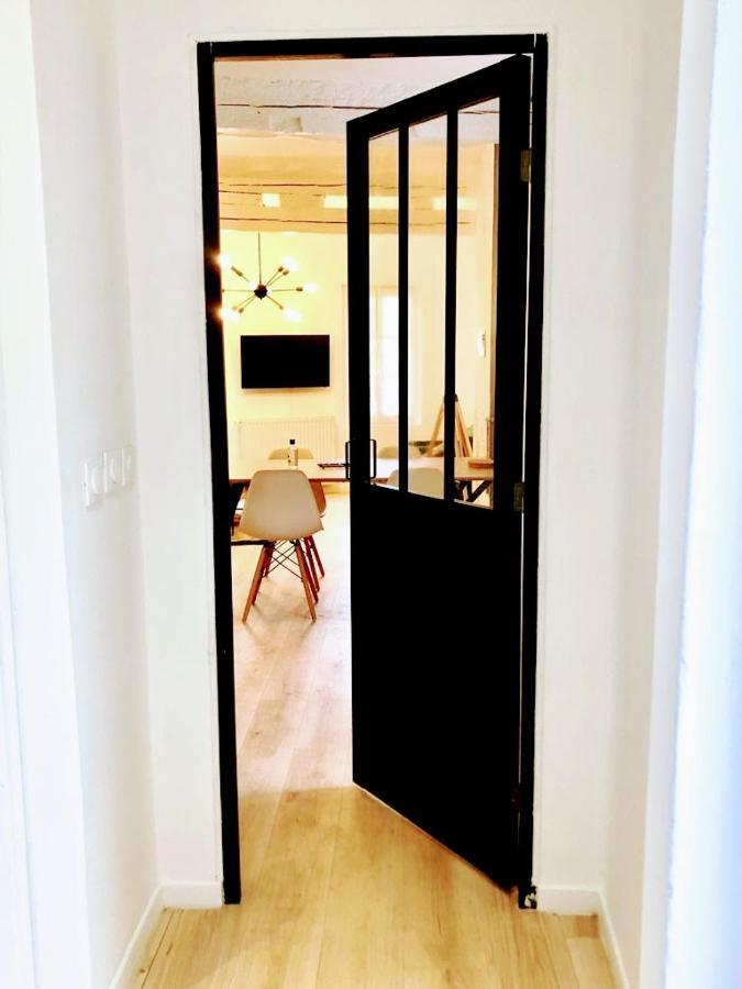 Une Maison Design Dans Le Centre Ville Foix Bagian luar foto
